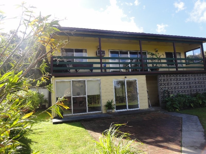 2 Waratah Ave, Waratah Bay VIC 3959