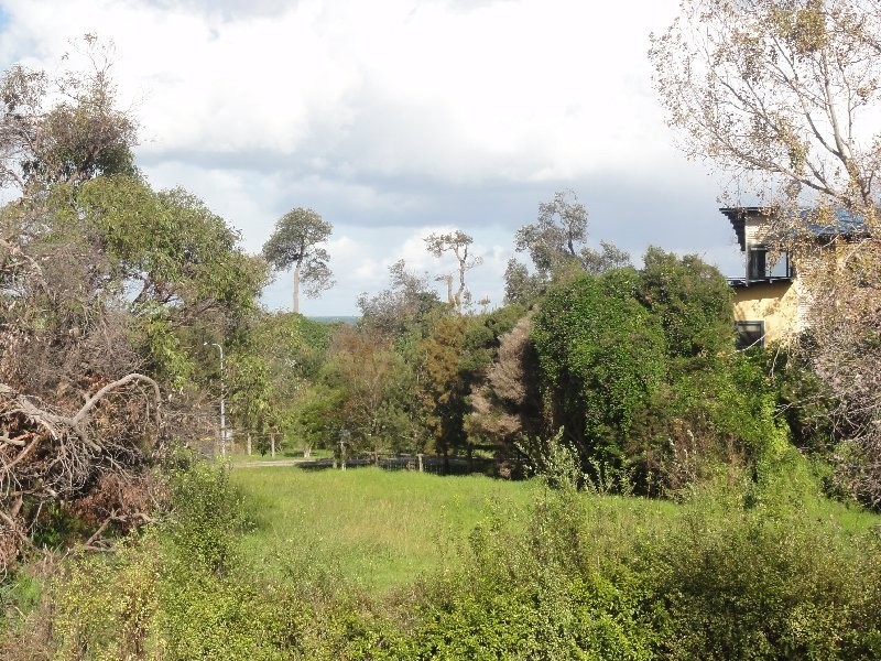 2 Waratah Ave, Waratah Bay VIC 3959