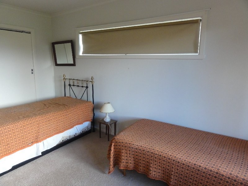 2 Waratah Ave, Waratah Bay VIC 3959