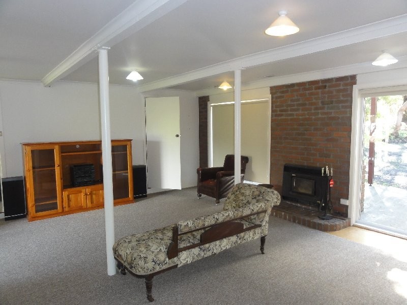 2 Waratah Ave, Waratah Bay VIC 3959