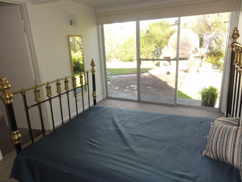 2 Waratah Ave, Waratah Bay VIC 3959