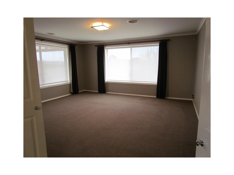 30 Munro Street, Warragul VIC 3820