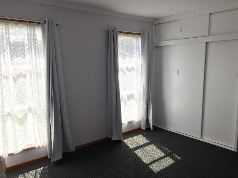 Foster VIC 3960