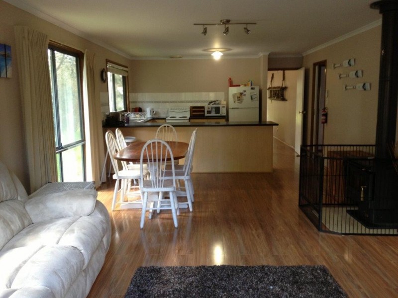 7 Seaview Drive, Walkerville VIC 3956