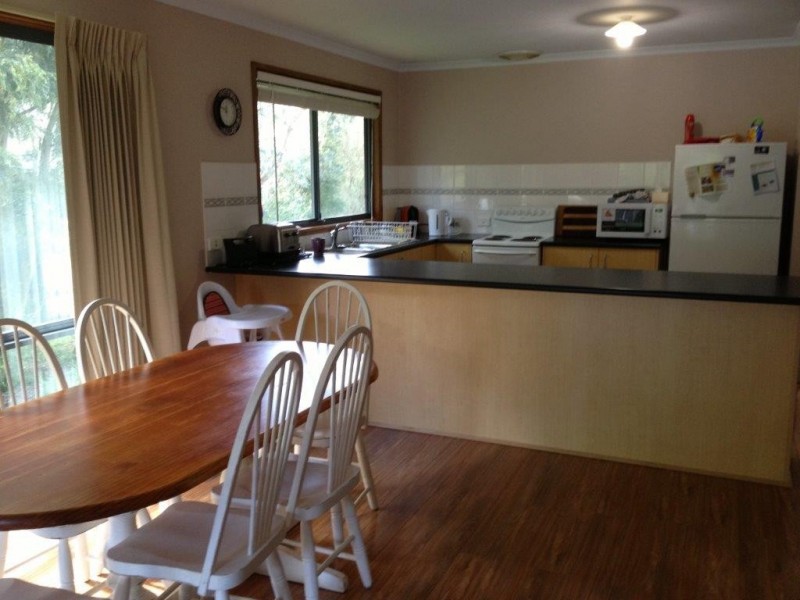 7 Seaview Drive, Walkerville VIC 3956