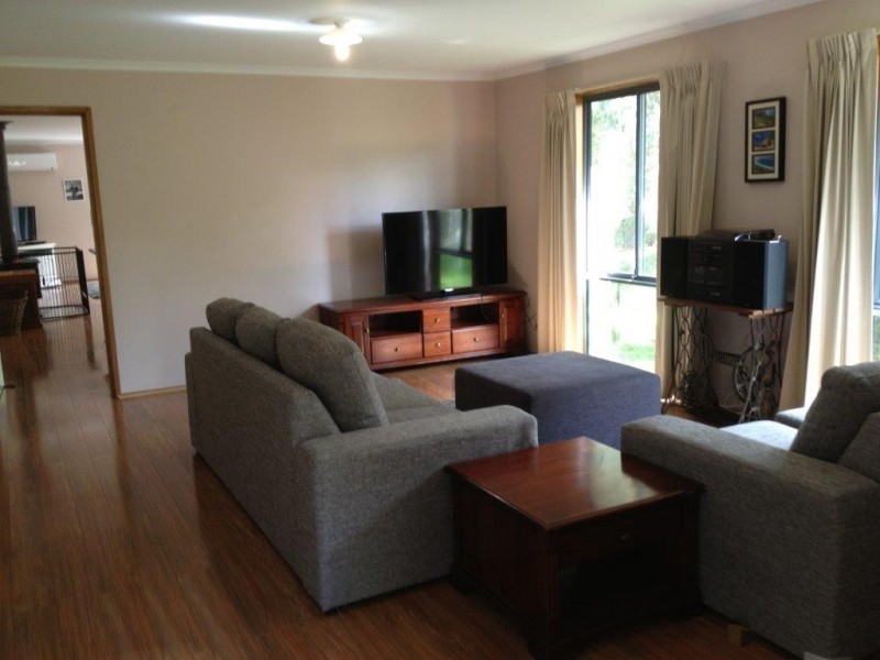 7 Seaview Drive, Walkerville VIC 3956