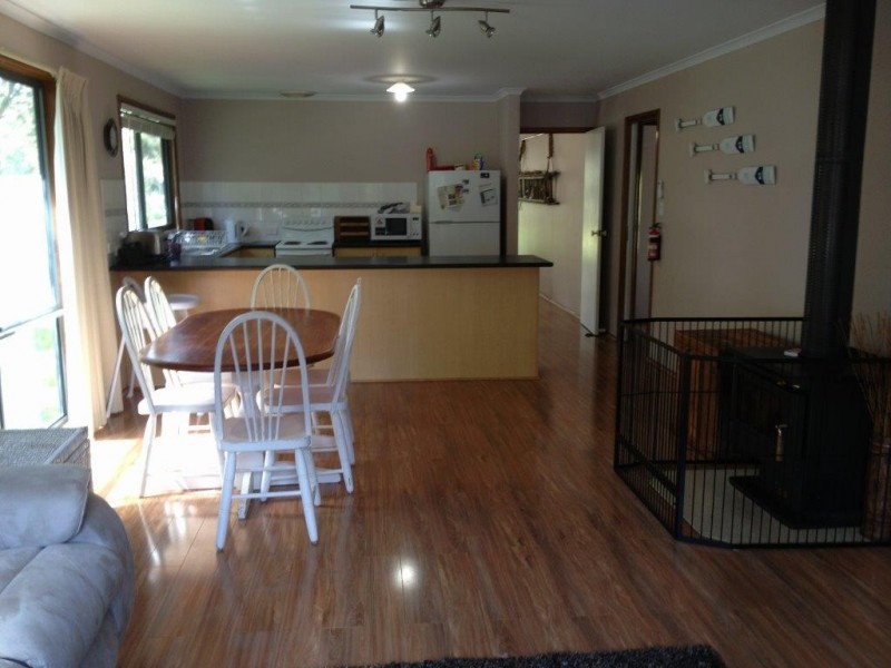 7 Seaview Drive, Walkerville VIC 3956