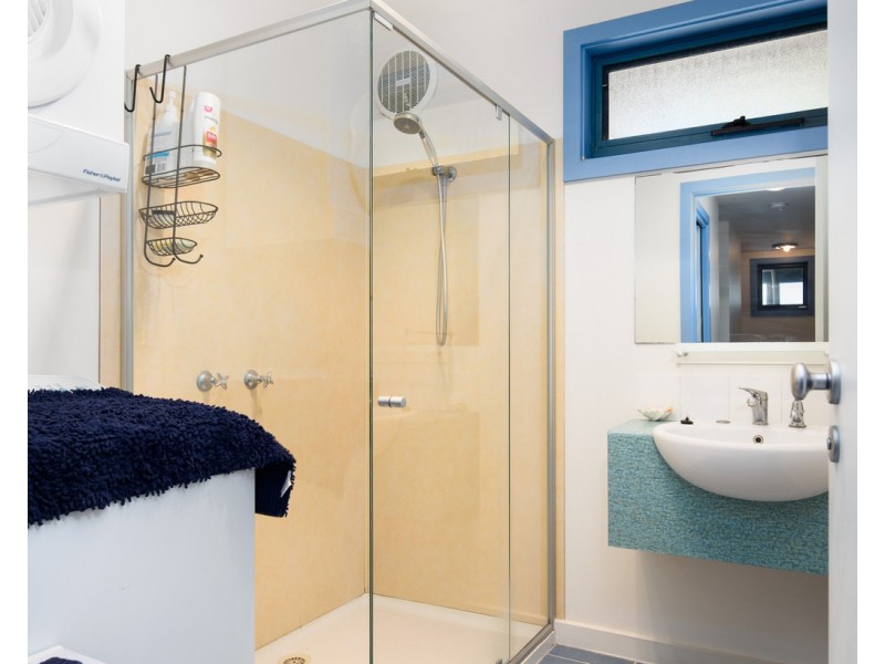 4/5-7 Acacia St, Sandy Point VIC 3959