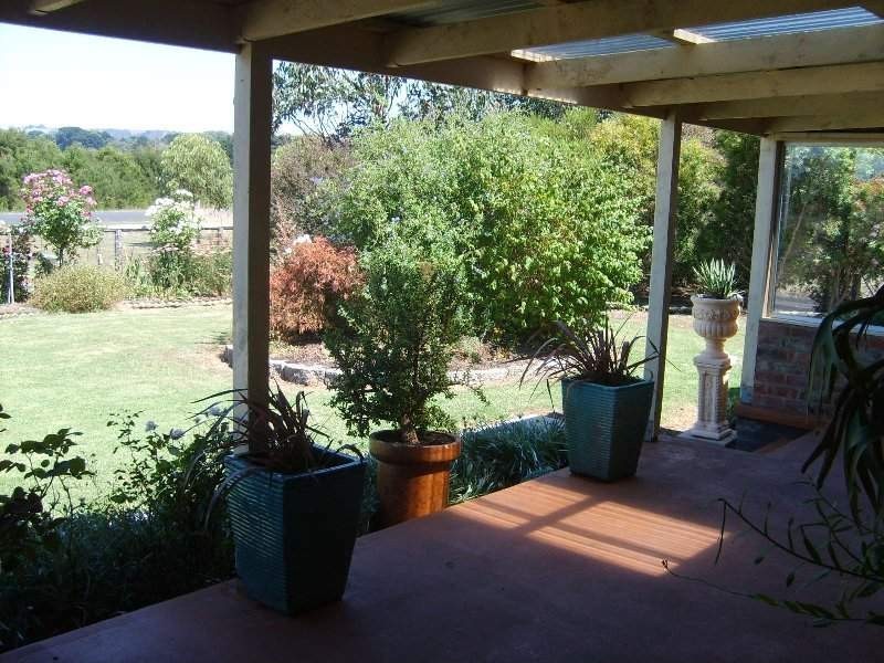 25 Fullers Road, Foster VIC 3960
