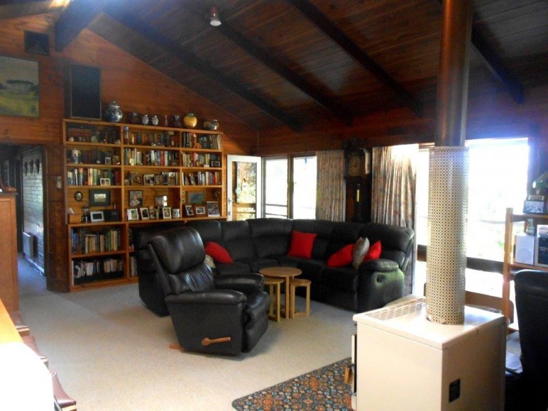 34 Hillcrest Road, Foster VIC 3960