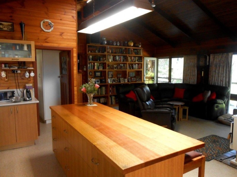 34 Hillcrest Road, Foster VIC 3960