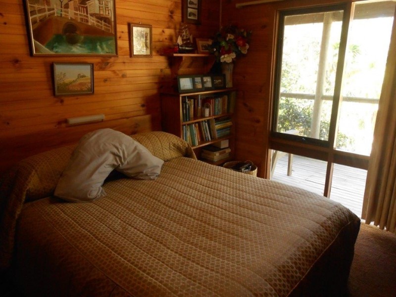 34 Hillcrest Road, Foster VIC 3960