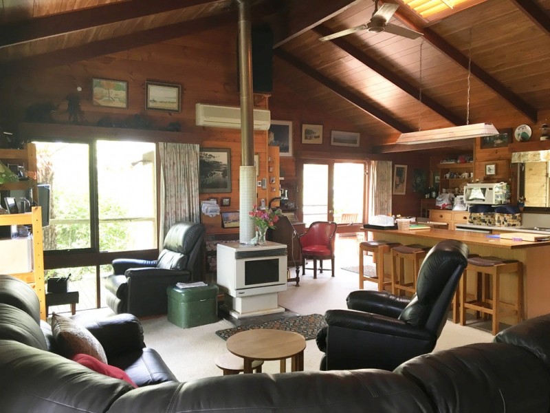 34 Hillcrest Road, Foster VIC 3960