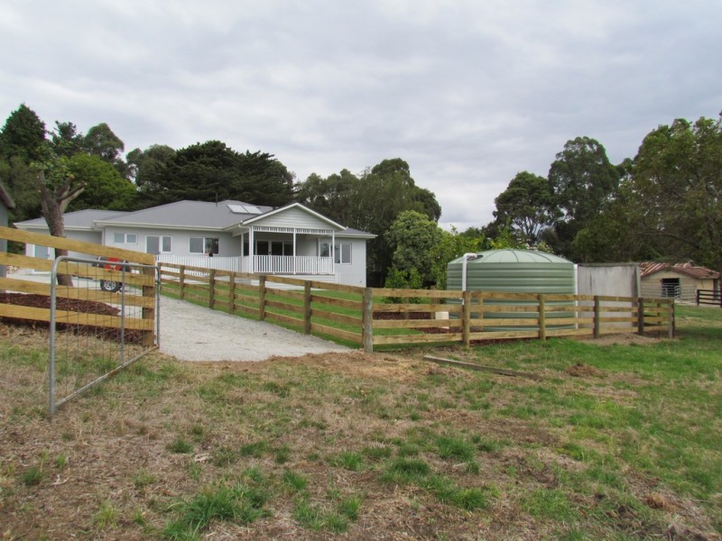 415 Lardner Road, Warragul West VIC 3821