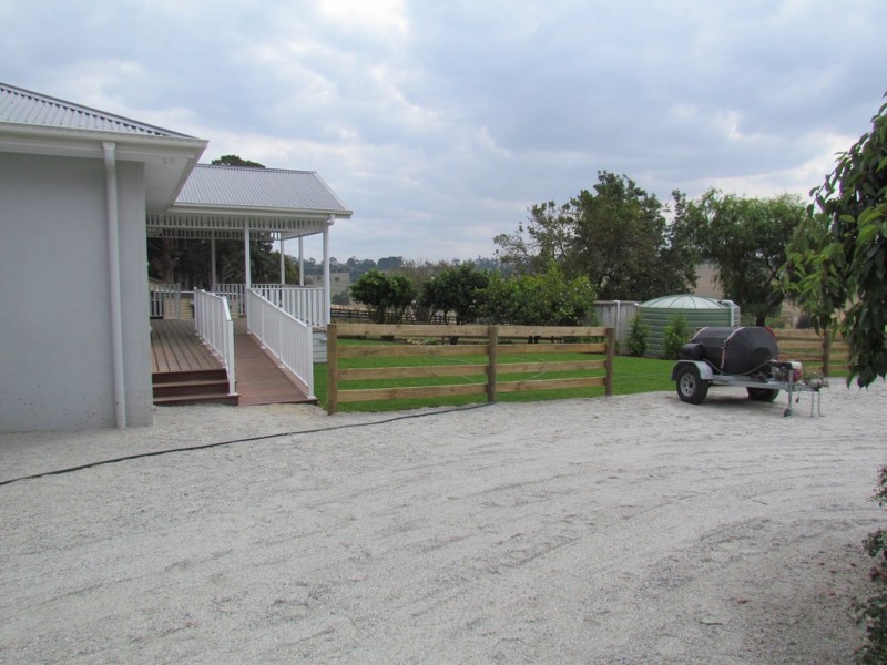 415 Lardner Road, Warragul West VIC 3821