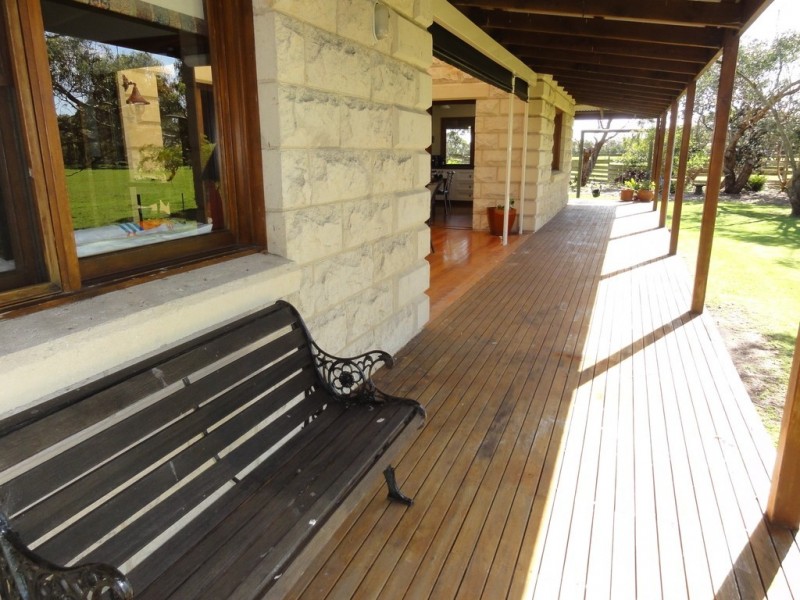 65 Sandy Point Road, Sandy Point VIC 3959