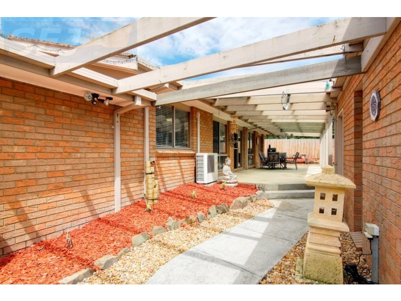 10 Royston Street, Meeniyan VIC 3956