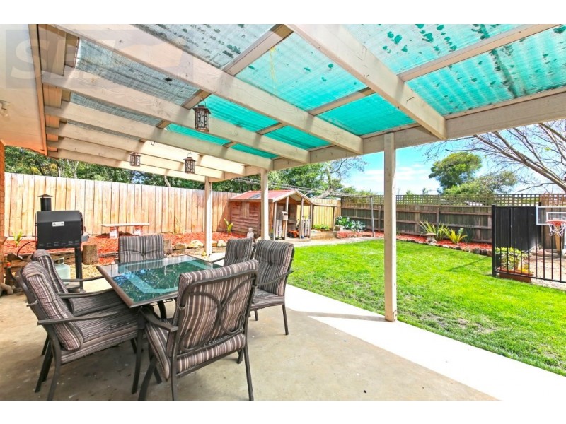 10 Royston Street, Meeniyan VIC 3956