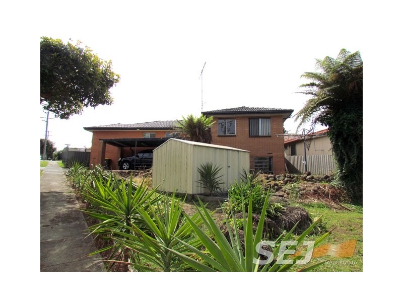 16 Sinclair Street, Warragul VIC 3820