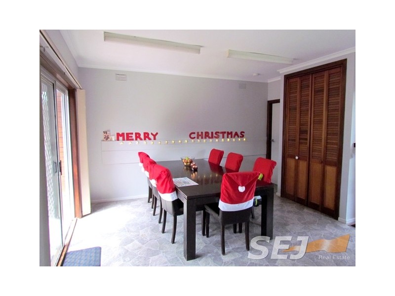 16 Sinclair Street, Warragul VIC 3820