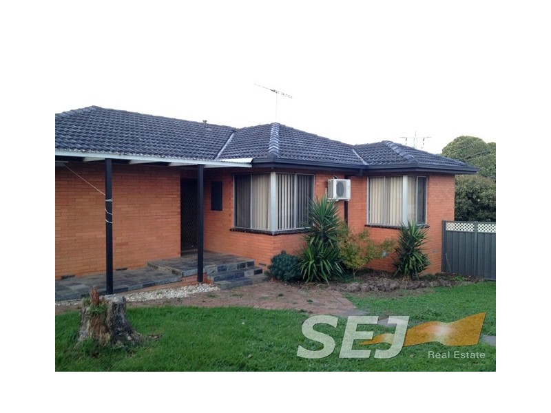 16 Sinclair Street, Warragul VIC 3820