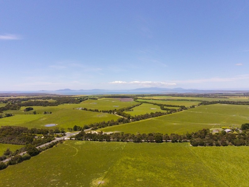 14 Foster Prom Road, Foster VIC 3960