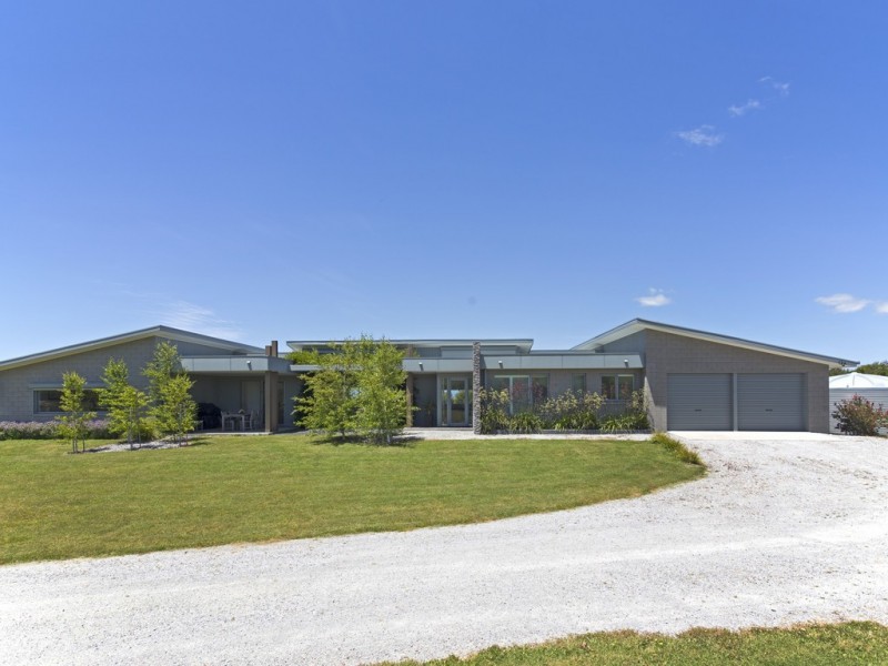 14 Foster Prom Road, Foster VIC 3960