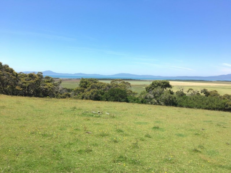 114 Foley Rd, Yanakie VIC 3960