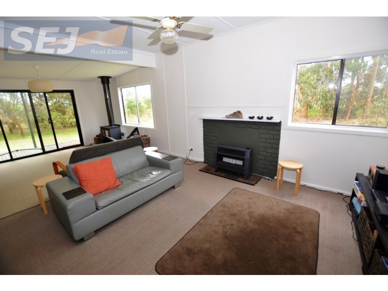 1645 Buffalo – Waratah Rd, Walkerville VIC 3956