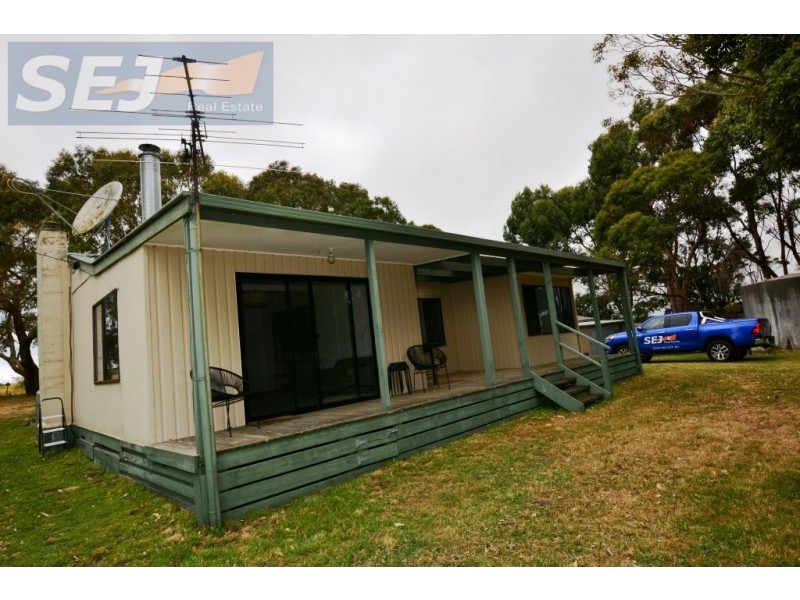 1645 Buffalo – Waratah Rd, Walkerville VIC 3956