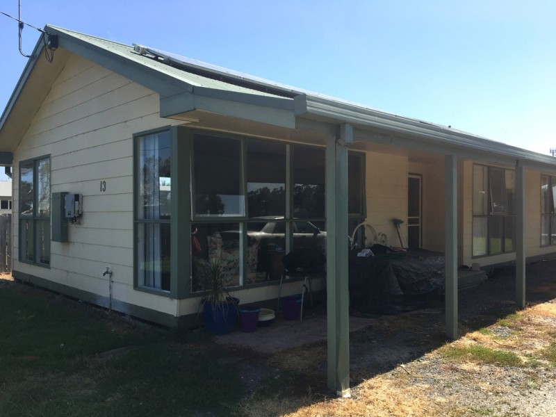 13 Keane St, Port Welshpool VIC 3965