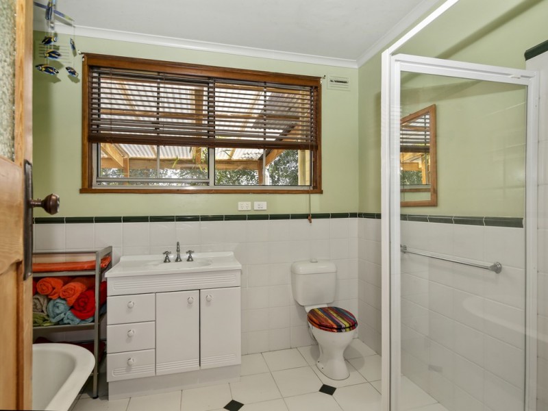 98 Station Rd, Foster VIC 3960