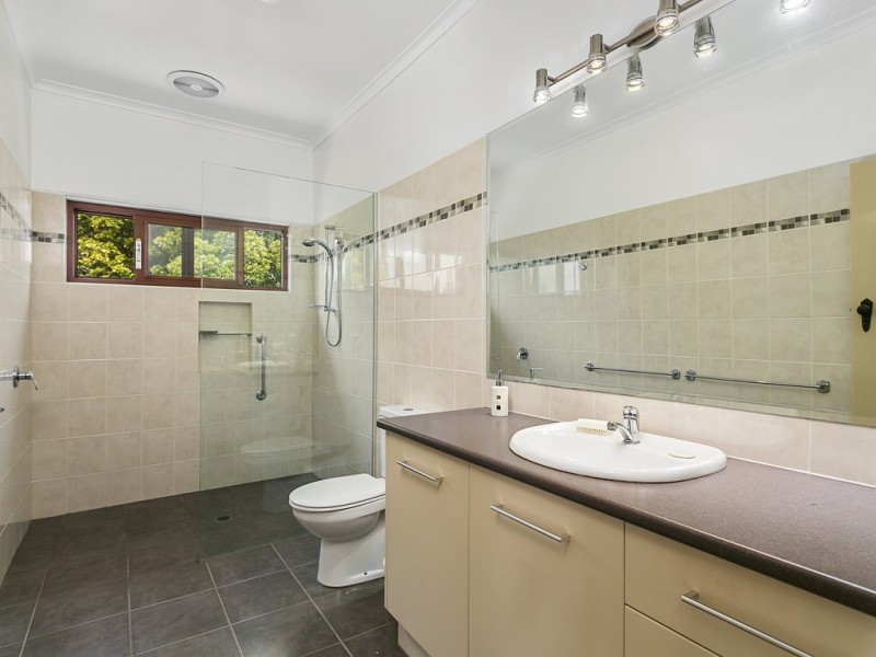 65 Landing Road, Foster VIC 3960