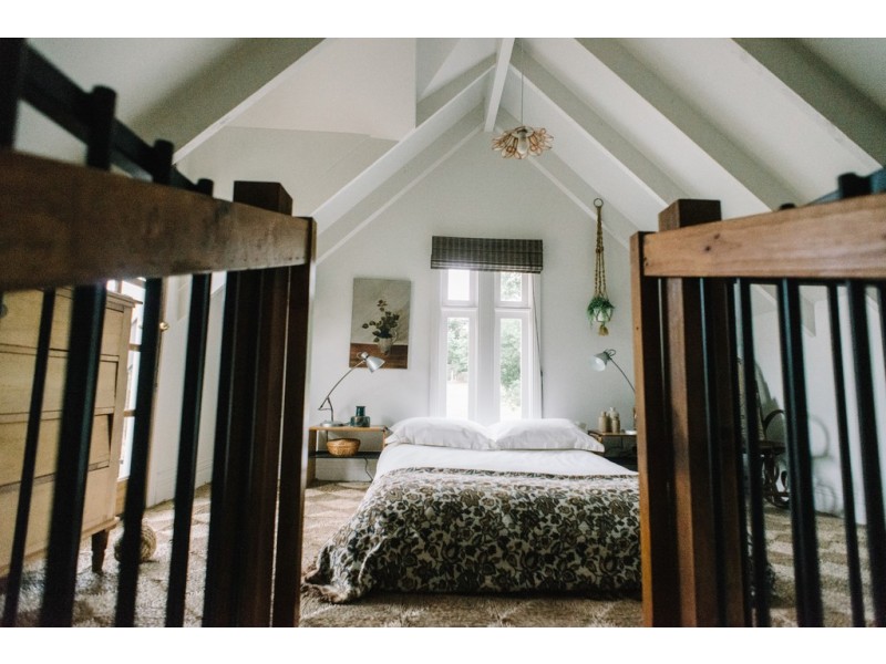 8 WARATAH ROAD, Fish Creek VIC 3959