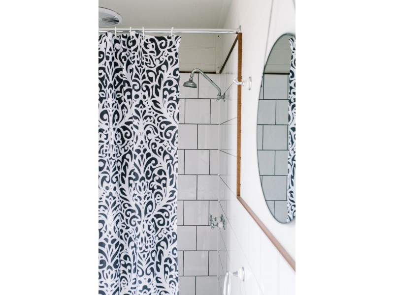 8 WARATAH ROAD, Fish Creek VIC 3959