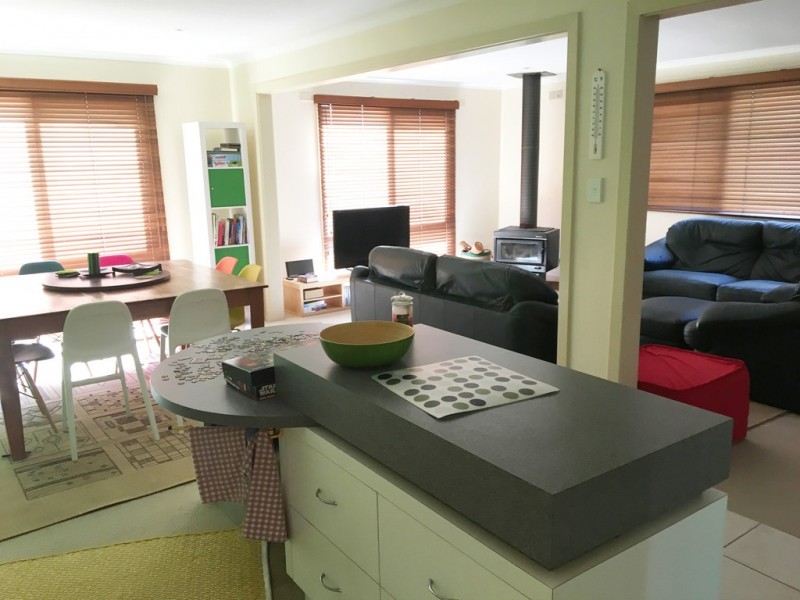 4 Graeme Grove, Sandy Point VIC 3959