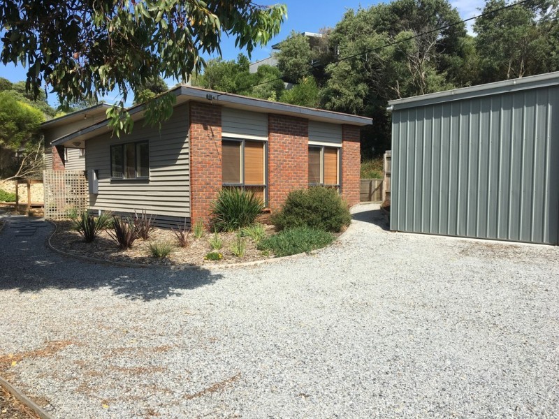 4 Graeme Grove, Sandy Point VIC 3959