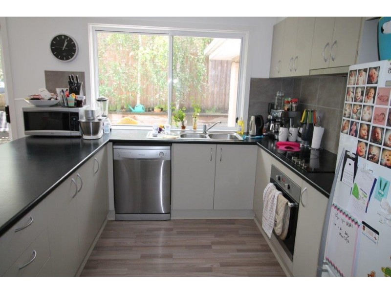 17 Varney Rd, Foster VIC 3960
