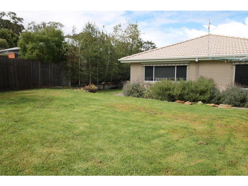 17 Varney Rd, Foster VIC 3960