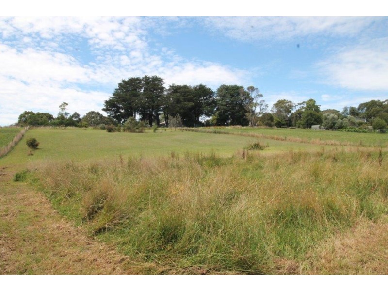 75 Old Waratah Rd, Fish Creek VIC 3959
