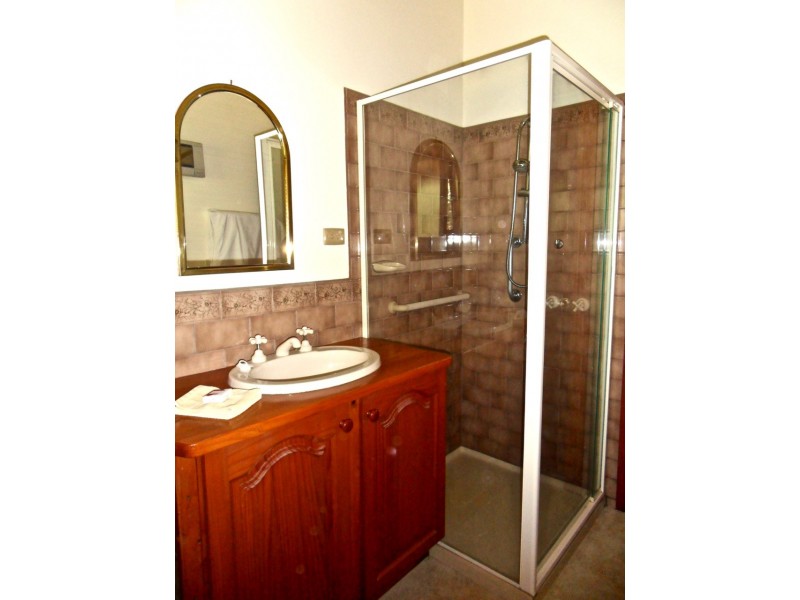 1/5 Gibbs St, Foster VIC 3960