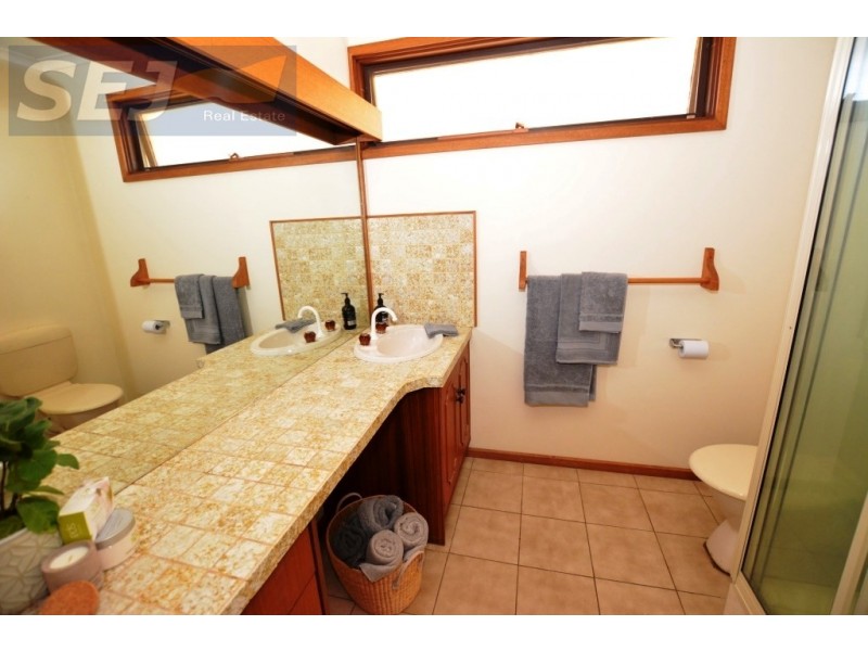 30-32 Lee Parade, Leongatha VIC 3953