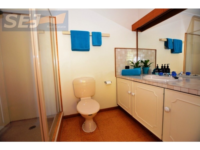 30-32 Lee Parade, Leongatha VIC 3953