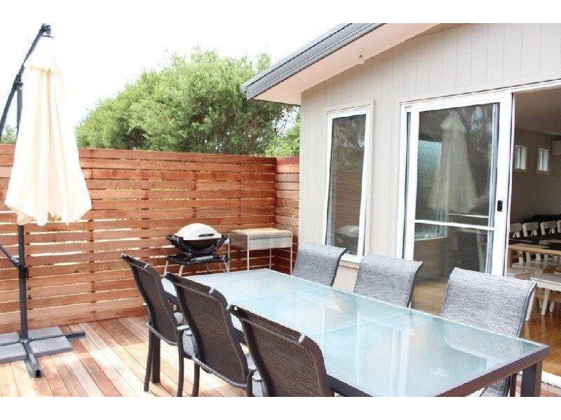 25 Acacia St, Sandy Point VIC 3959