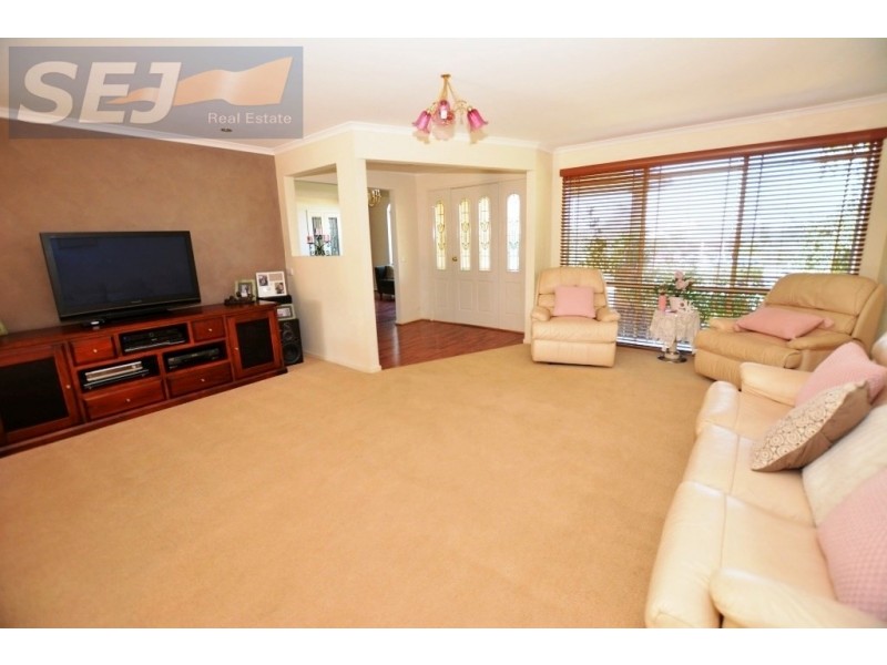 6 Carr Avenue, Leongatha VIC 3953