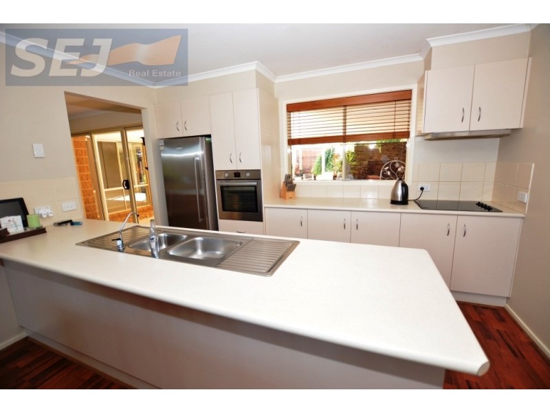 6 Carr Avenue, Leongatha VIC 3953