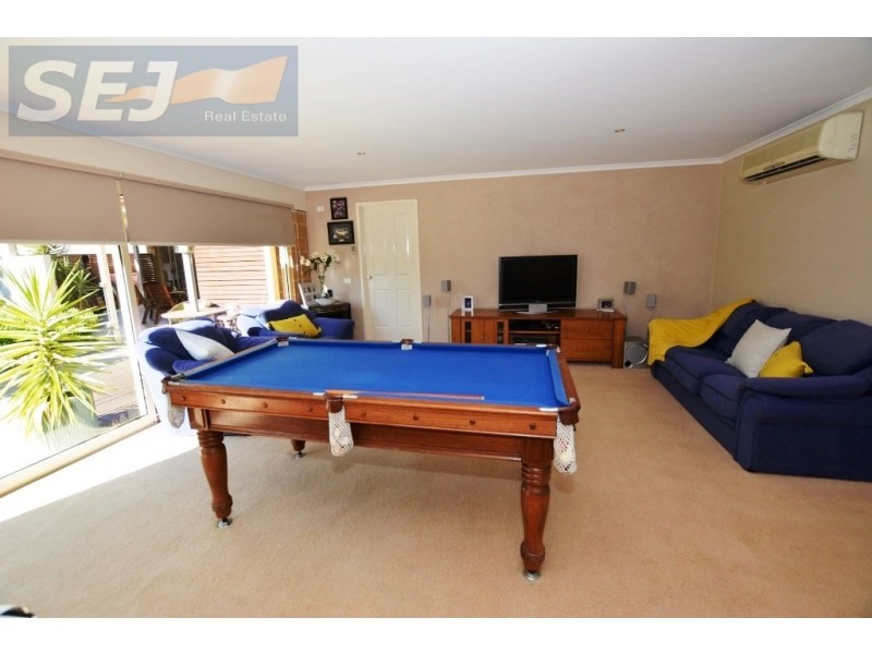 6 Carr Avenue, Leongatha VIC 3953