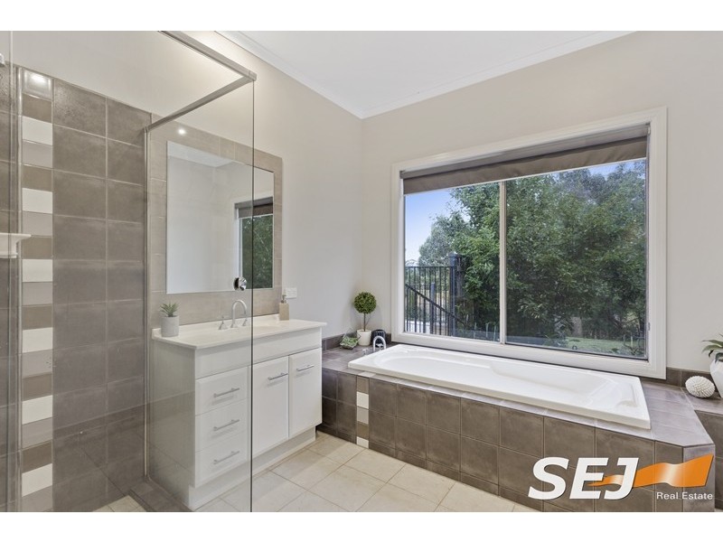 60 MARTIN COURT, Warragul VIC 3820