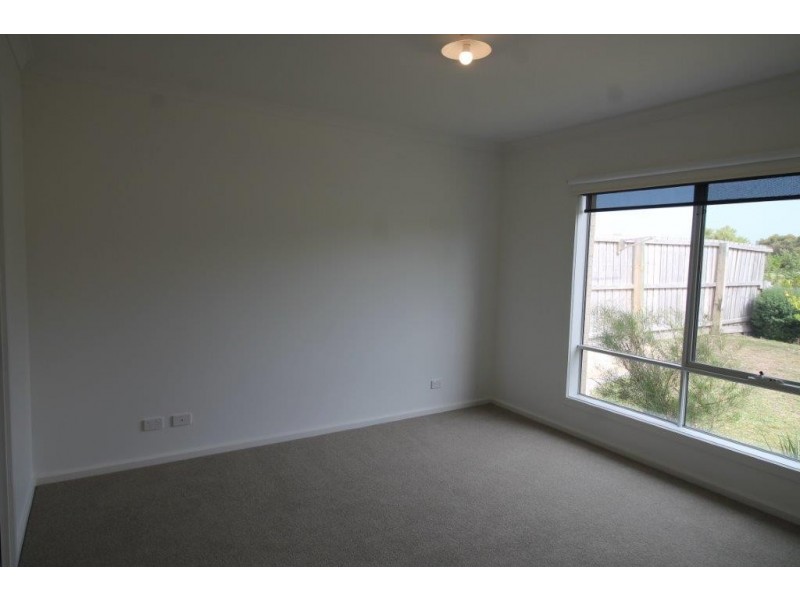 6 Blackwood Drive, Foster VIC 3960