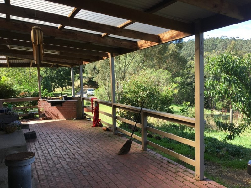 225 McCartins Rd, Foster VIC 3960
